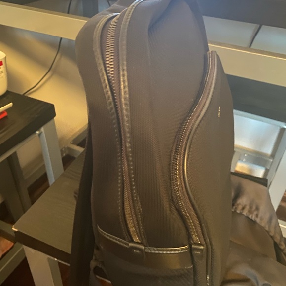 Hugo boss school bag - Picture 8 of 8